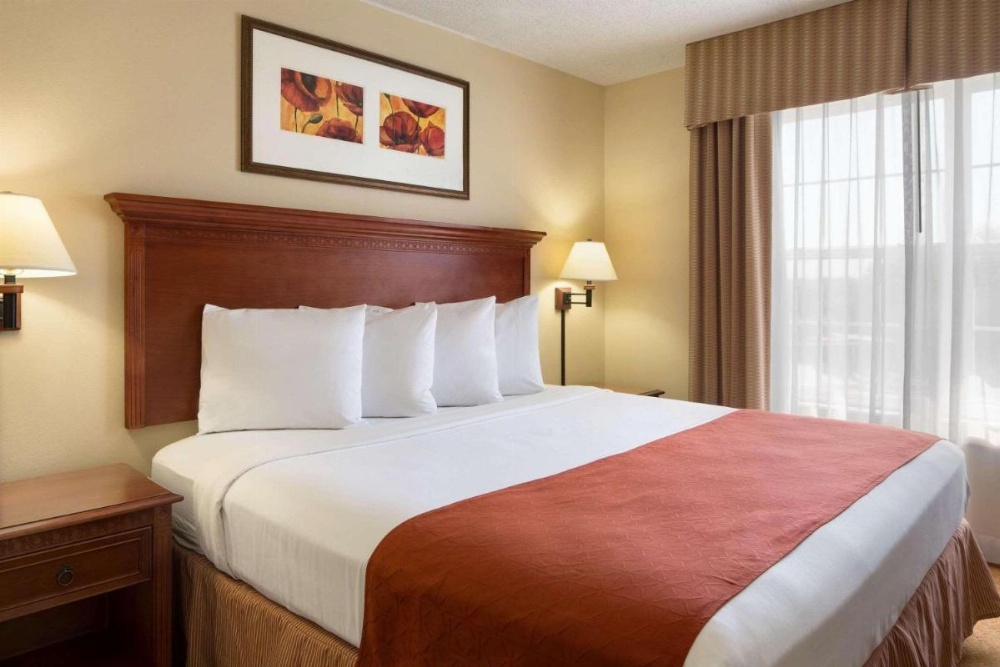 Country Inn & Suites by Radisson, Baltimore North, MD Image 17